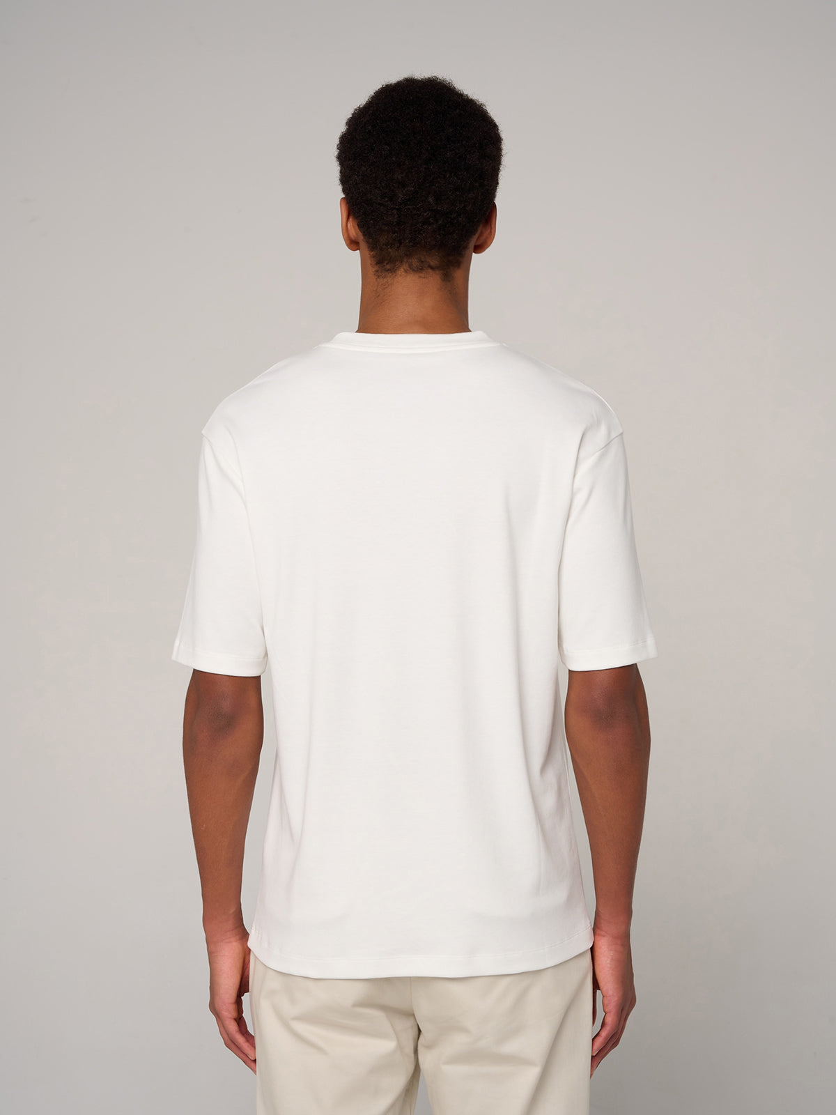 LE T-SHIRT OVERPLEASURE PAR AMOUR - CLOUD DANCER WHITE